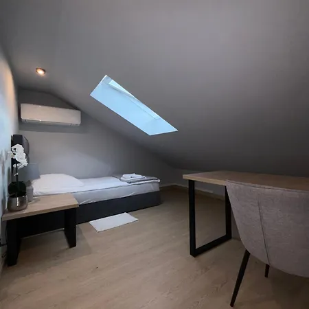 Arcadia Homestay Bedzin