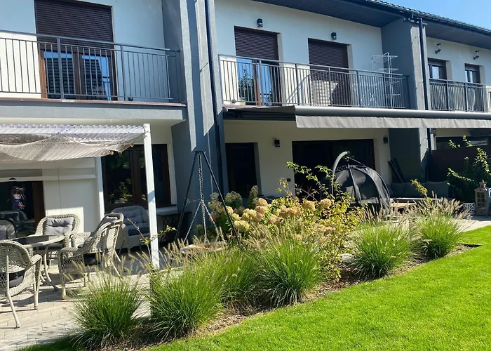 Arcadia בית אירוח *